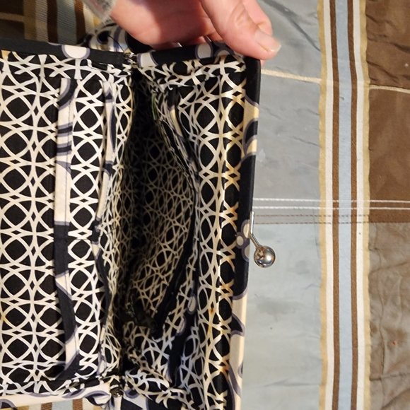 Purses - Picture 3 of 7